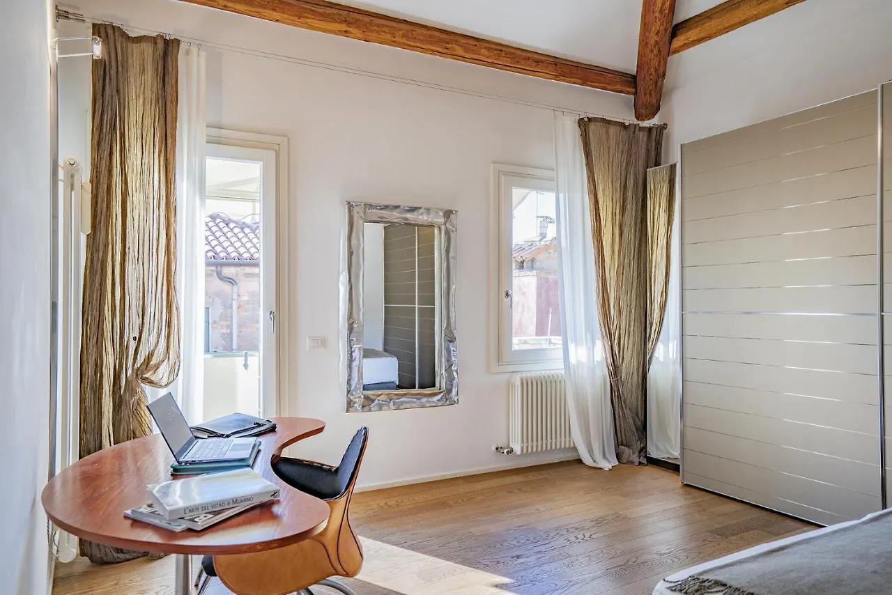 Colleoni Apartment With 2 Superb Terraces Venice 0*,  Italy