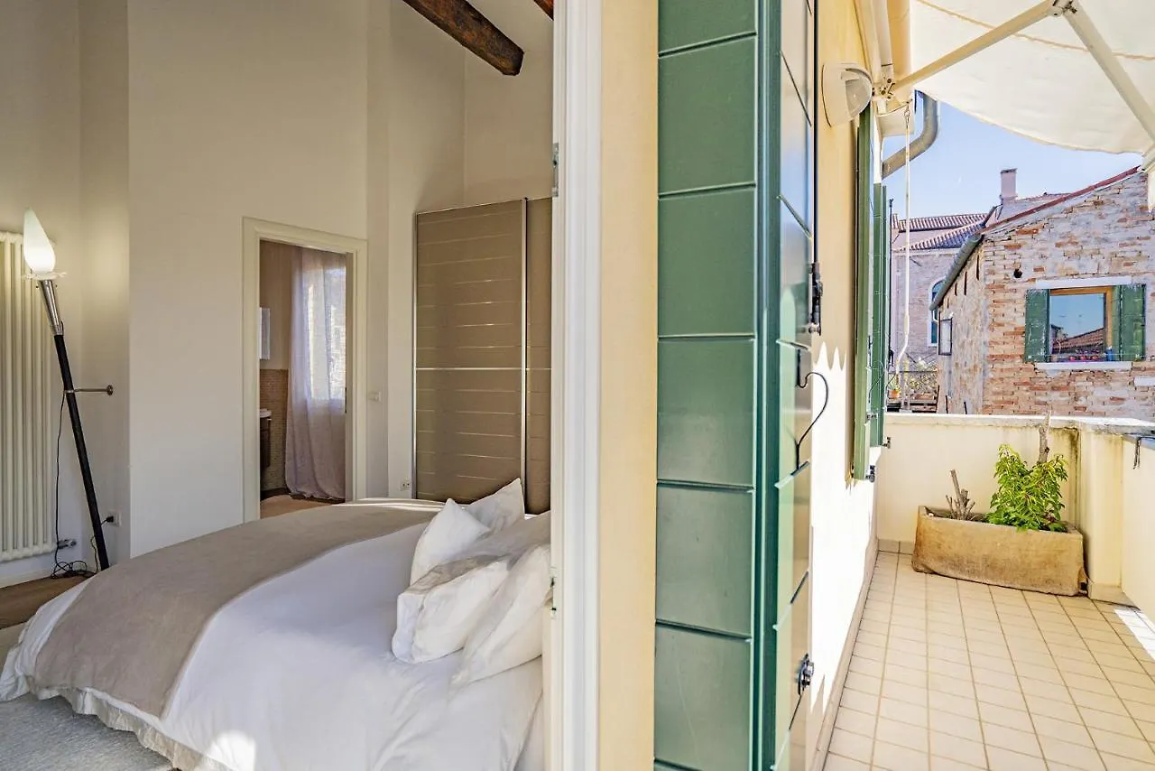 Colleoni Apartment With 2 Superb Terraces Venice